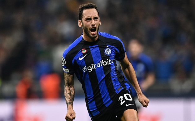 1 pend 64a69c9dba543 calhanoglu inter image 2 1909jpg