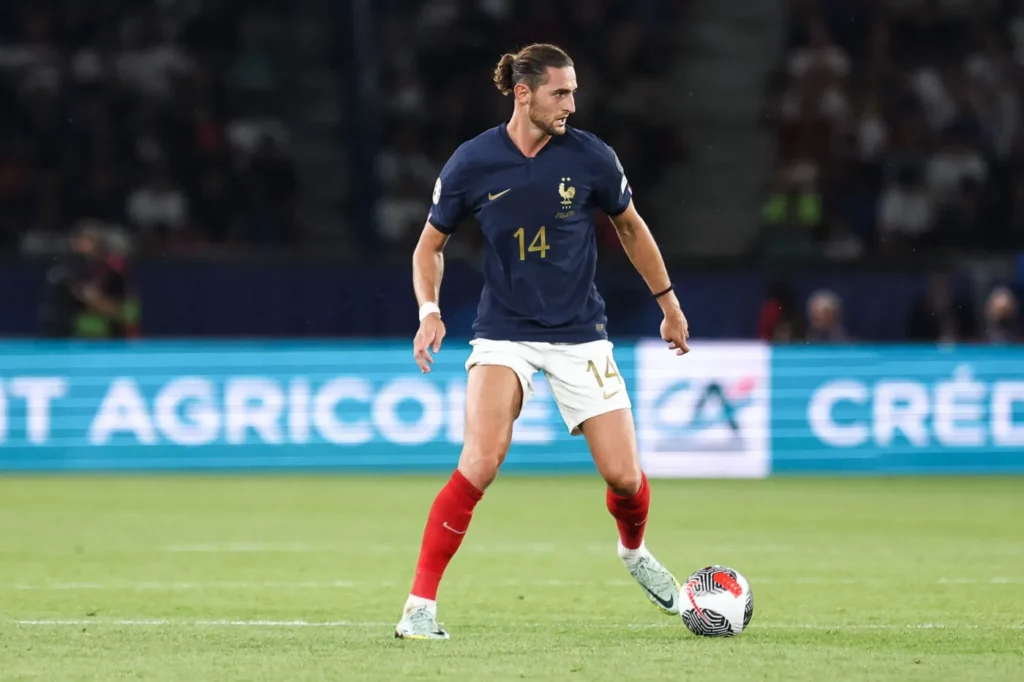 adrien rabiot evoque sa relation avec lequipe de france