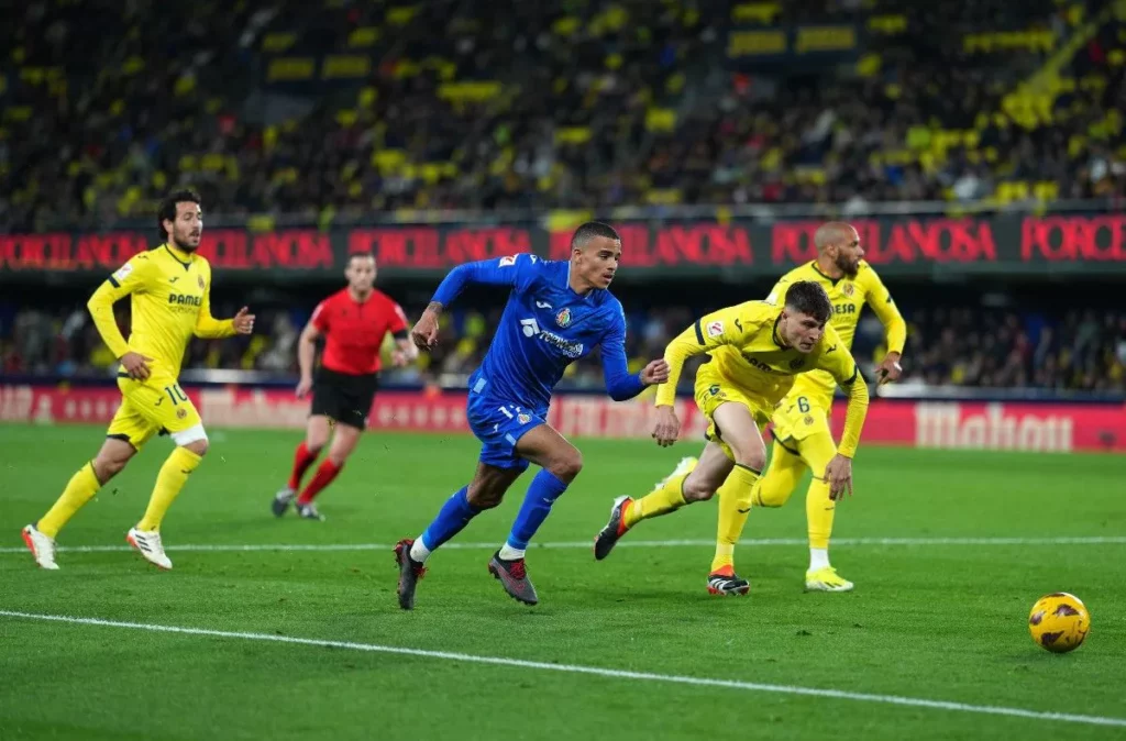 villarreal getafe mason greenwood 1200x790.jpg