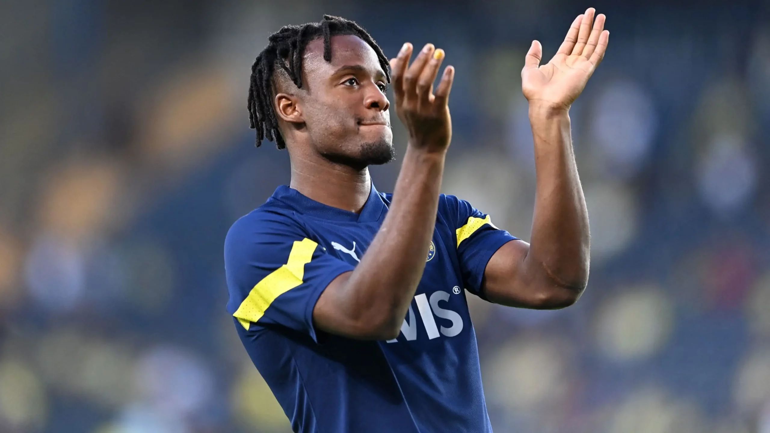 070823 Fenerbahce s Belgian forward Michy Batshuayi 1920 scaled