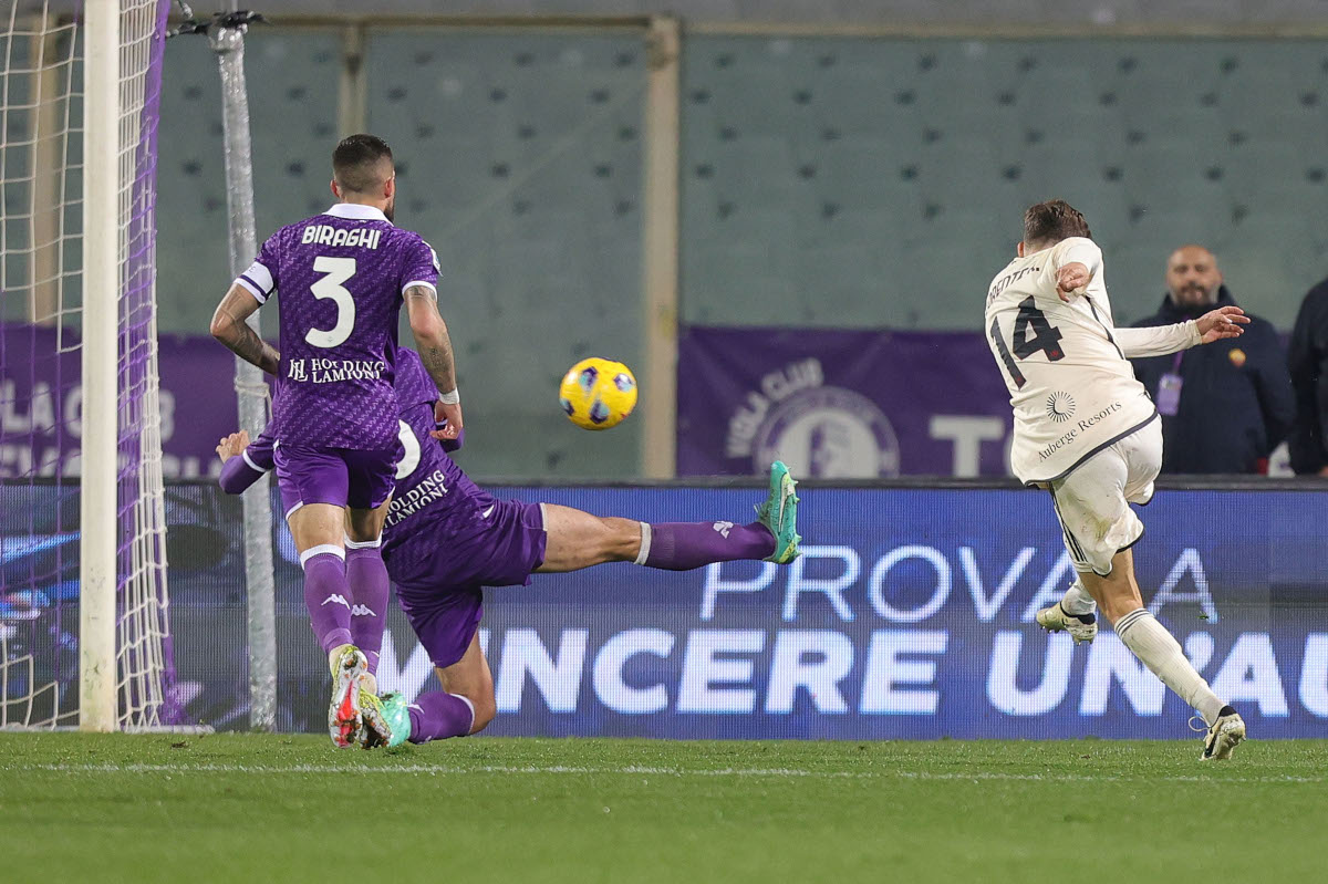 Diego Llorente Roma Fiorentina goal