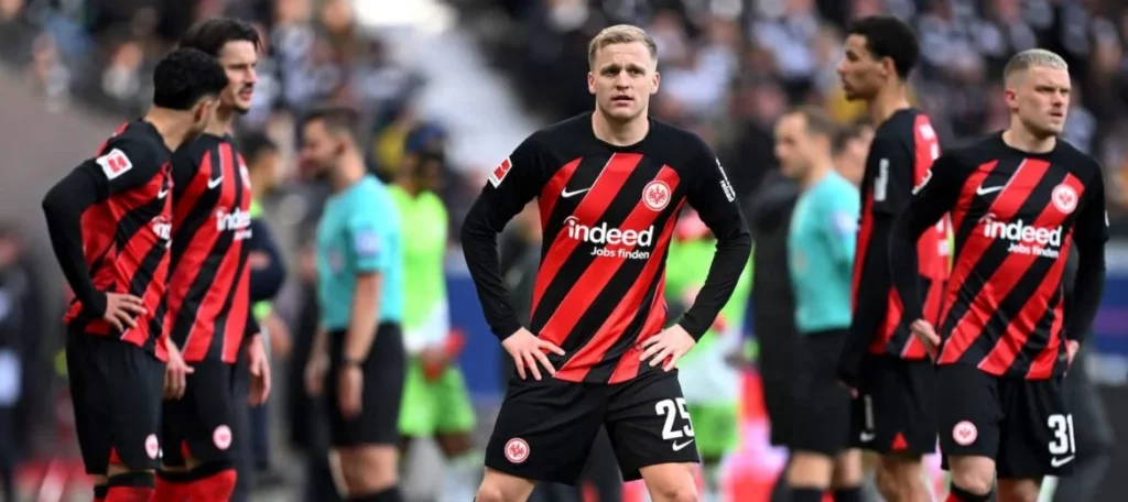 donny van de beek eintracht frankfurt v vfl wolfsburg bundesliga min 1170x521 1