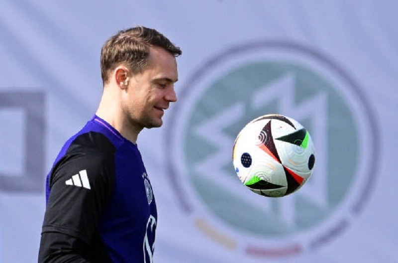 manuel neuer 1710982907