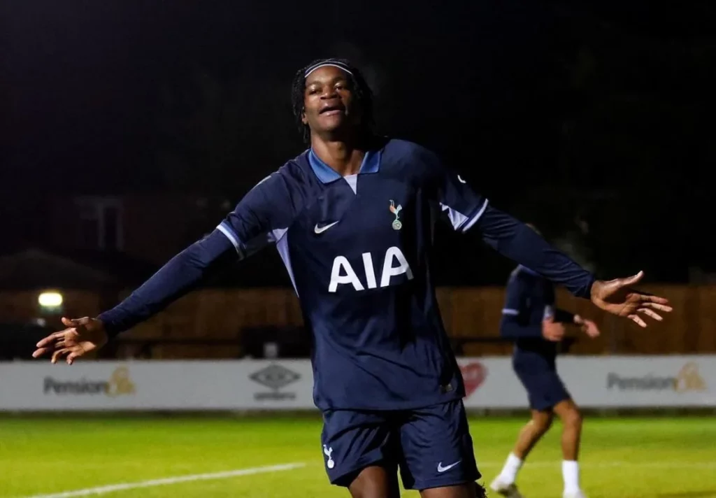 romano excl tottenham talent callum olusesi set to sign pro v0 vOlaohzjRXgCpneHbsIAxW3K3NlY6KthNeehAYf90QE